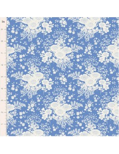 Tilda Something Blue, Isolde Cornflower, tessuto con fiori bianchi su fondo azzurro fiordaliso Tilda Fabrics - 1