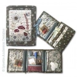 Mushroom Corner Tri-fold Organiser - Porta Accessori a 3 Falde Lynette Anderson Designs - 1