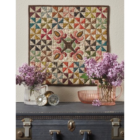 Simple Whatnots II - A Second Helping of Satisfyingly Scrappy Quilts - by Kim Diehl Martingale - 9