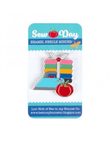 It's Sew Emma, Calamita Sew Day Enamel Needle Minder Lori Holt of Bee in my Bonnet Co. It's Sew Emma - 2