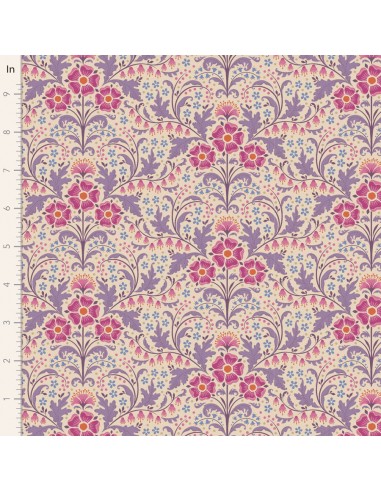 Tilda Hometown Elanora Grape, Tessuto Panna con Fiori e Foglie Viola Tilda Fabrics - 1