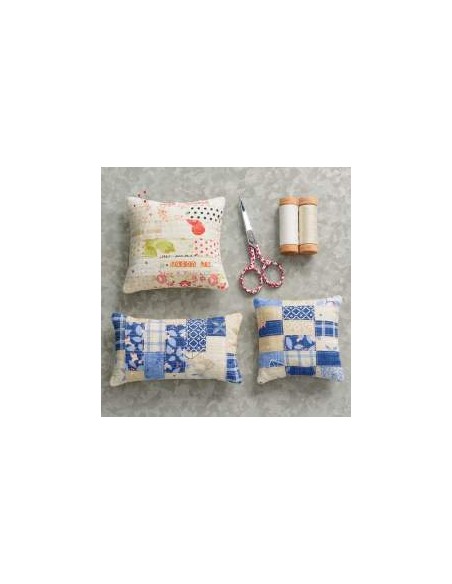 Pin Pals - 40 Patchwork Pinnies, Poppets, and Pincushions with Pizzazz by Carrie Nelson Martingale - 3