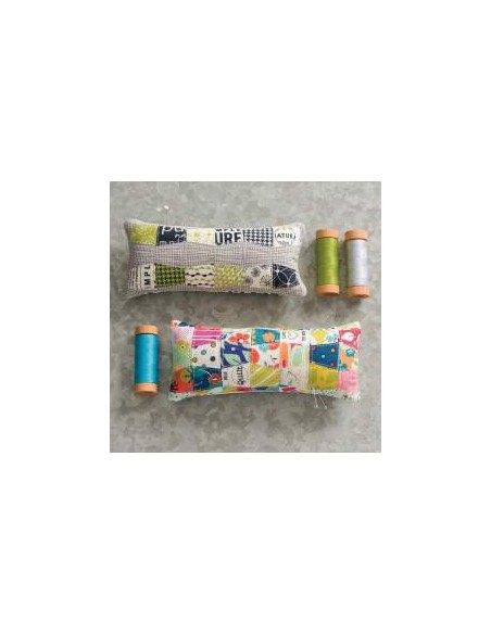 Pin Pals - 40 Patchwork Pinnies, Poppets, and Pincushions with Pizzazz by Carrie Nelson Martingale - 18