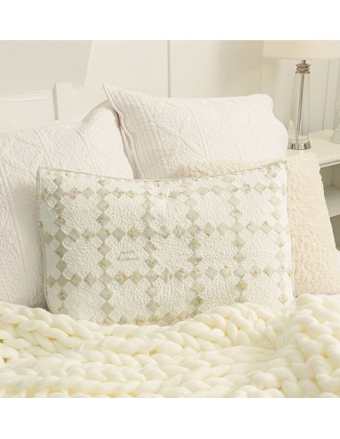 Moda All-Stars - Soft Spot - 17 Quilted Pillows and Comfy Cushions Martingale - 9