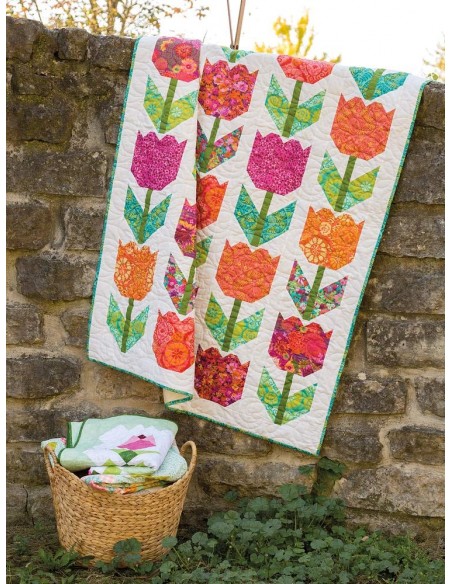 Pieced Flower Quilts, 9 colorful designs to brighten your home Annie's - 2