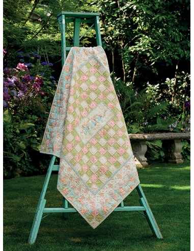Acorn Cottage - Quilts with Simple & Sophisticated Style by Brenda Riddle Martingale - 12