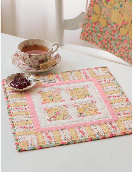 Perfectly Pretty Patchwork Classic Quilts, Pillows, Pincushions & More by Kristyne Czepuryk Martingale - 4