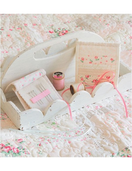 Perfectly Pretty Patchwork Classic Quilts, Pillows, Pincushions & More by Kristyne Czepuryk Martingale - 13