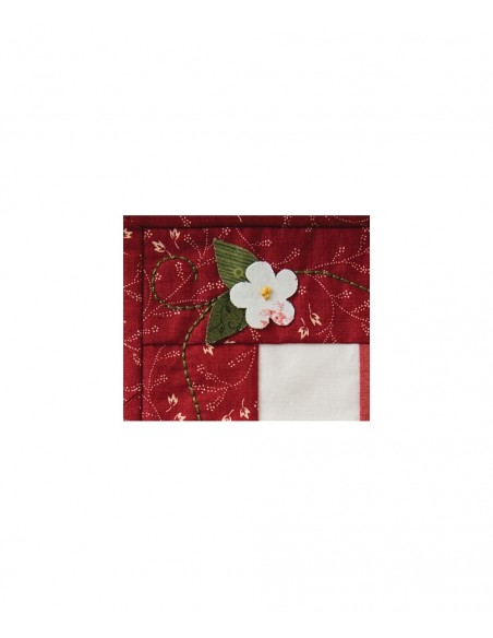 Stitching for the Seasons, 20 Quilt Projects Combine Patchwork, Embroidery & Wool Appliqué by Jen Daly C&T Publishing - 2