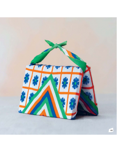 Zero Waste: Gift Wrap, 30 ideas for furoshiki and other sustainable solutions by Christine Leech Search Press - 5