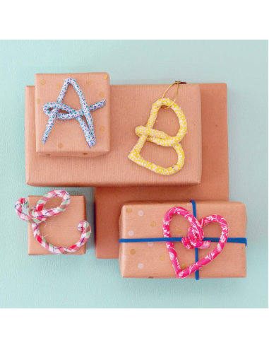 Zero Waste: Gift Wrap, 30 ideas for furoshiki and other sustainable solutions by Christine Leech Search Press - 12