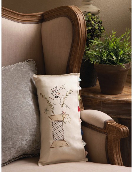 Stitched So Sweet - Whimsical Embroidery, Patchwork, and Applique di Tracy Souza Martingale - 8